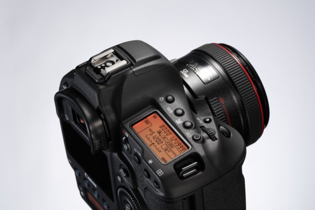 Canon EOS-1D X Mark II (Bild: Canon)